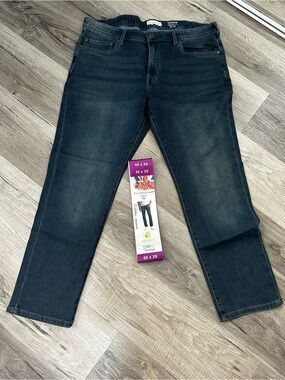Men Dark Wash Straight Leg Jeans 40 X 29